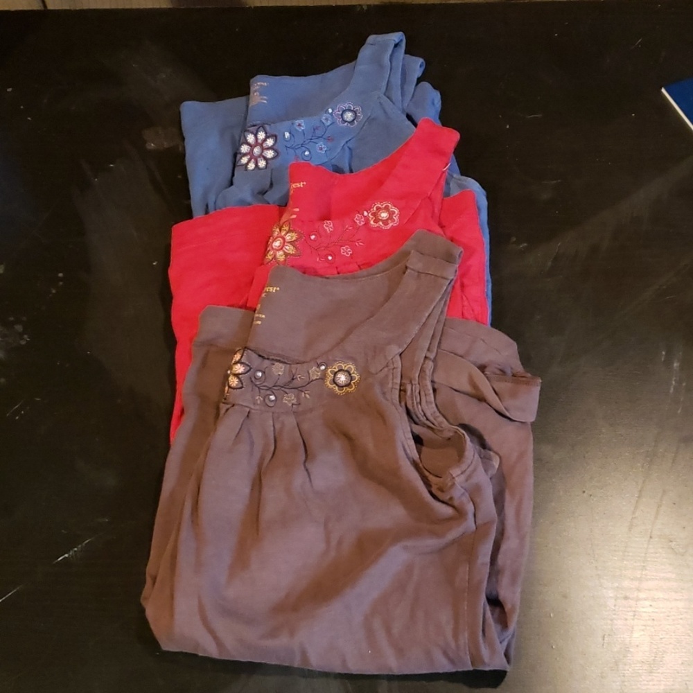 3 North Crest Tank Tops Size Medium